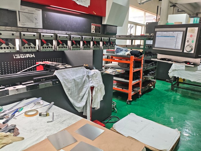 图片2-Bending_machine.jpg