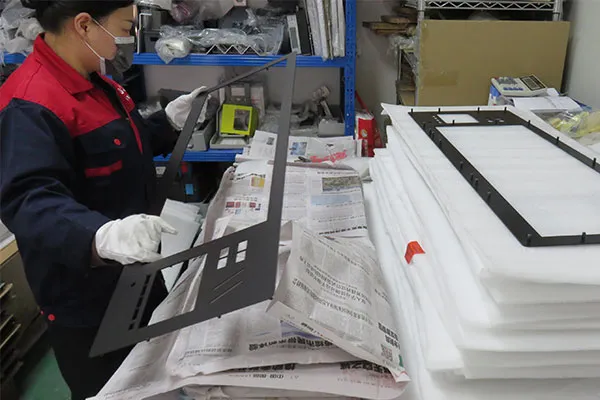 From Incoming Materials to Shipment